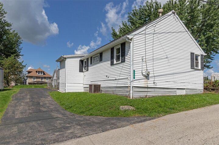 Property Photo: 124 Reed Ave PA 15601