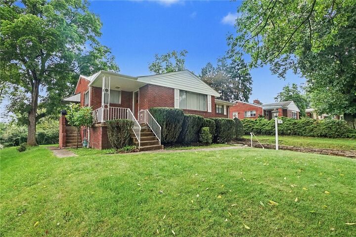 Property Photo: 1314 Foxboro Dr PA 15146