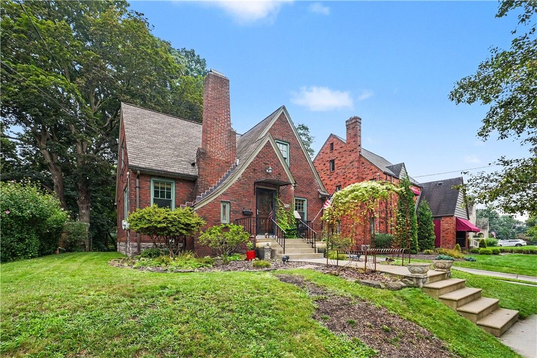 Property Photo: 726 Harden Dr. PA 15229