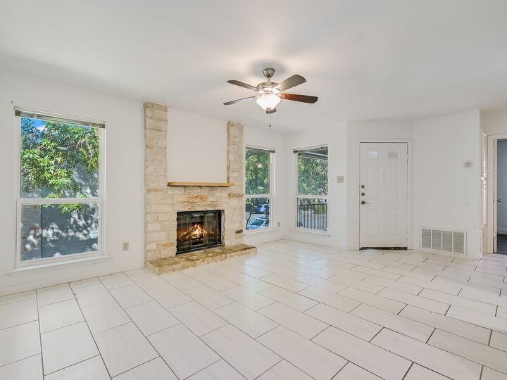 Property Photo:  10616 Mellow Meadows Meadows 12C  TX 78750 