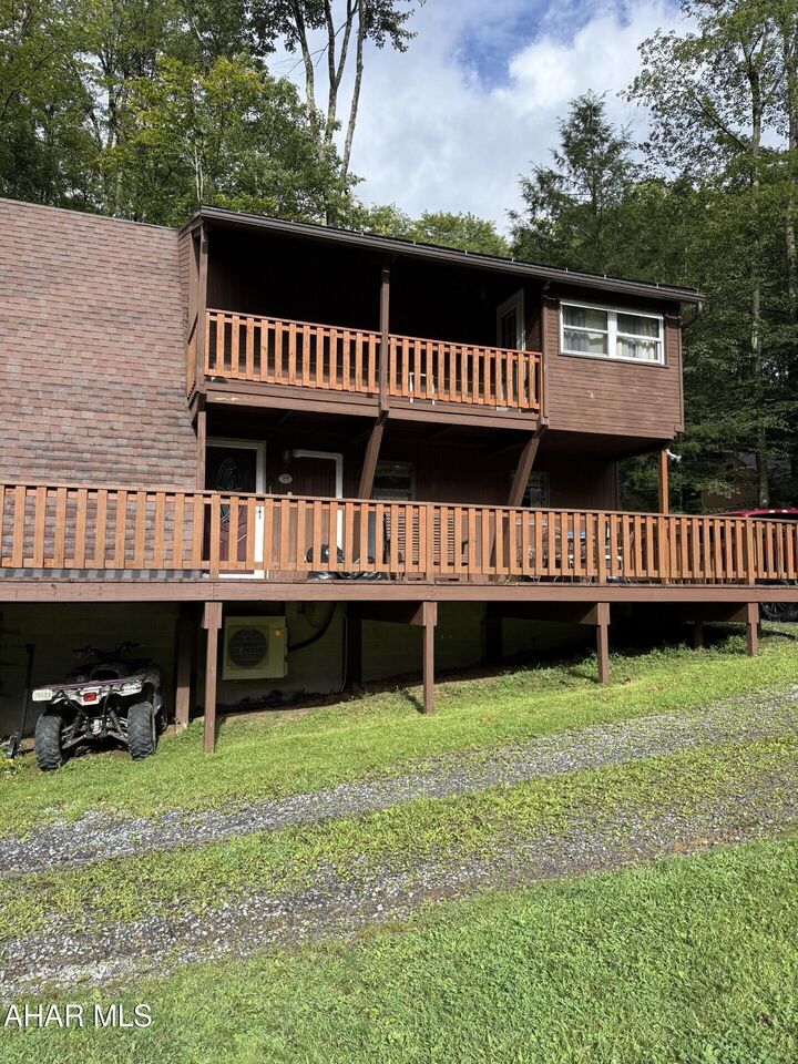 Property Photo: 405 Red Oak Road PA 16640