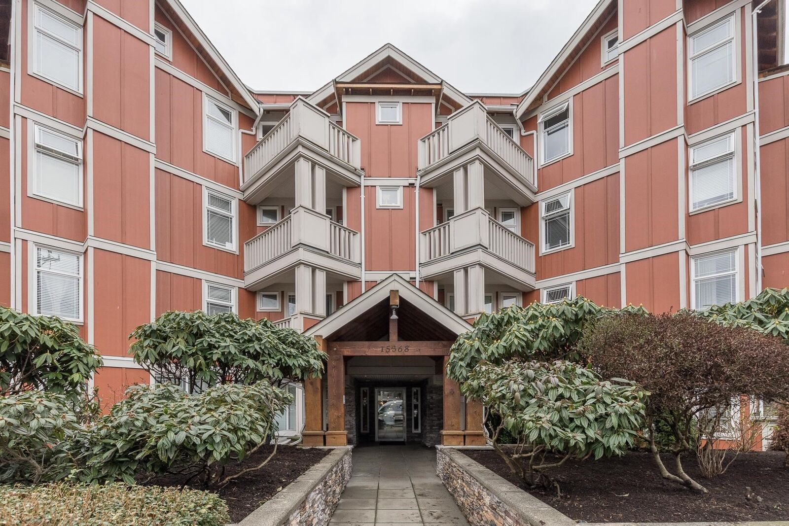 Property Photo: 15368 16A Avenue 307 BC V4A 1S9