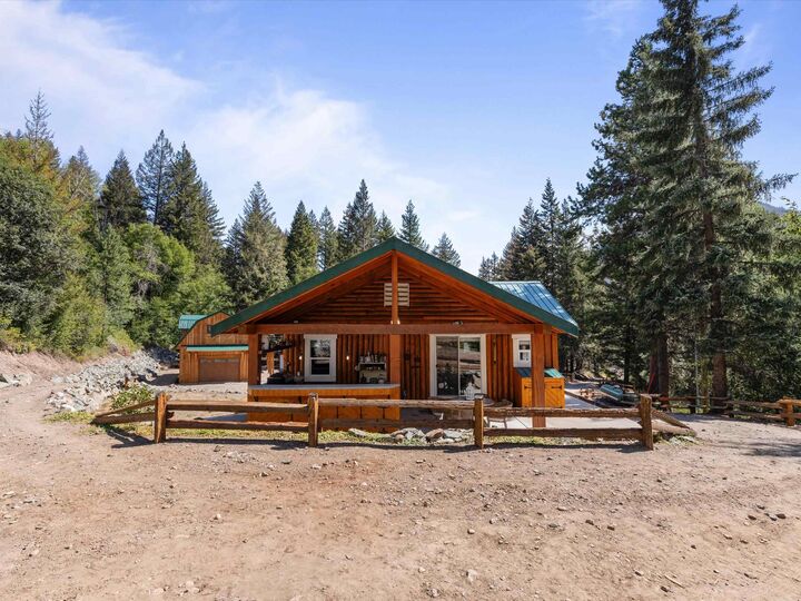 Property Photo: 468 Tulameen River Road BC V0X 1W0