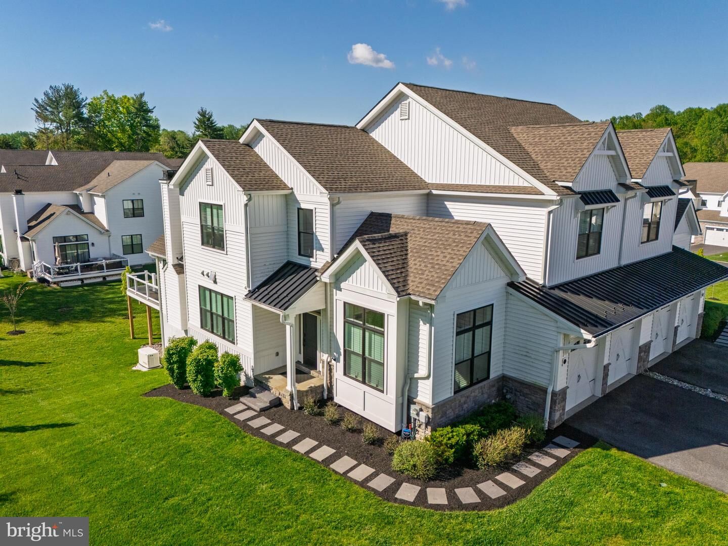 Property Photo:  5 Sawmill Court  PA 19382 