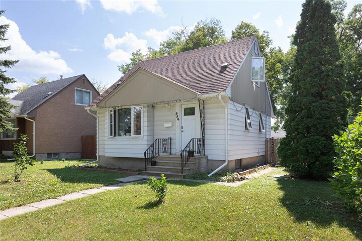 Photo de la propriété:  656 Munroe Avenue  MB R2K 1H8 