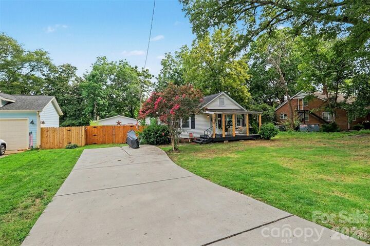 Property Photo:  3330 Benard Avenue  NC 28206 