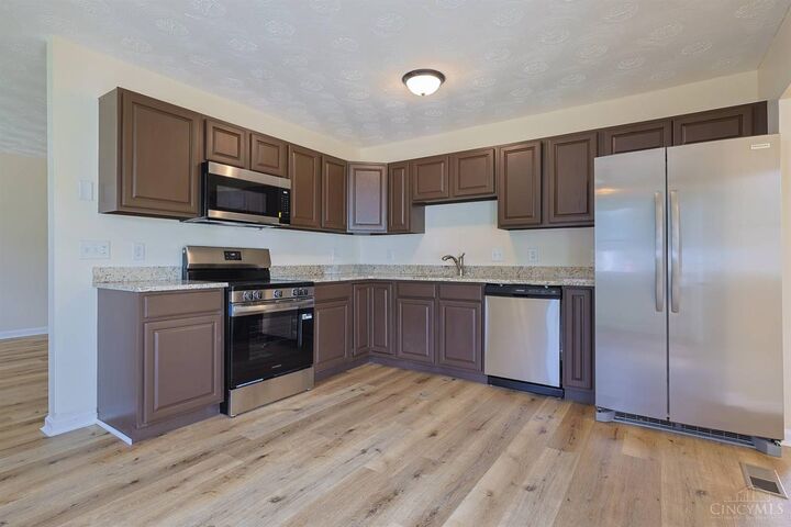 Property Photo: 708 E Main Street OH 45107