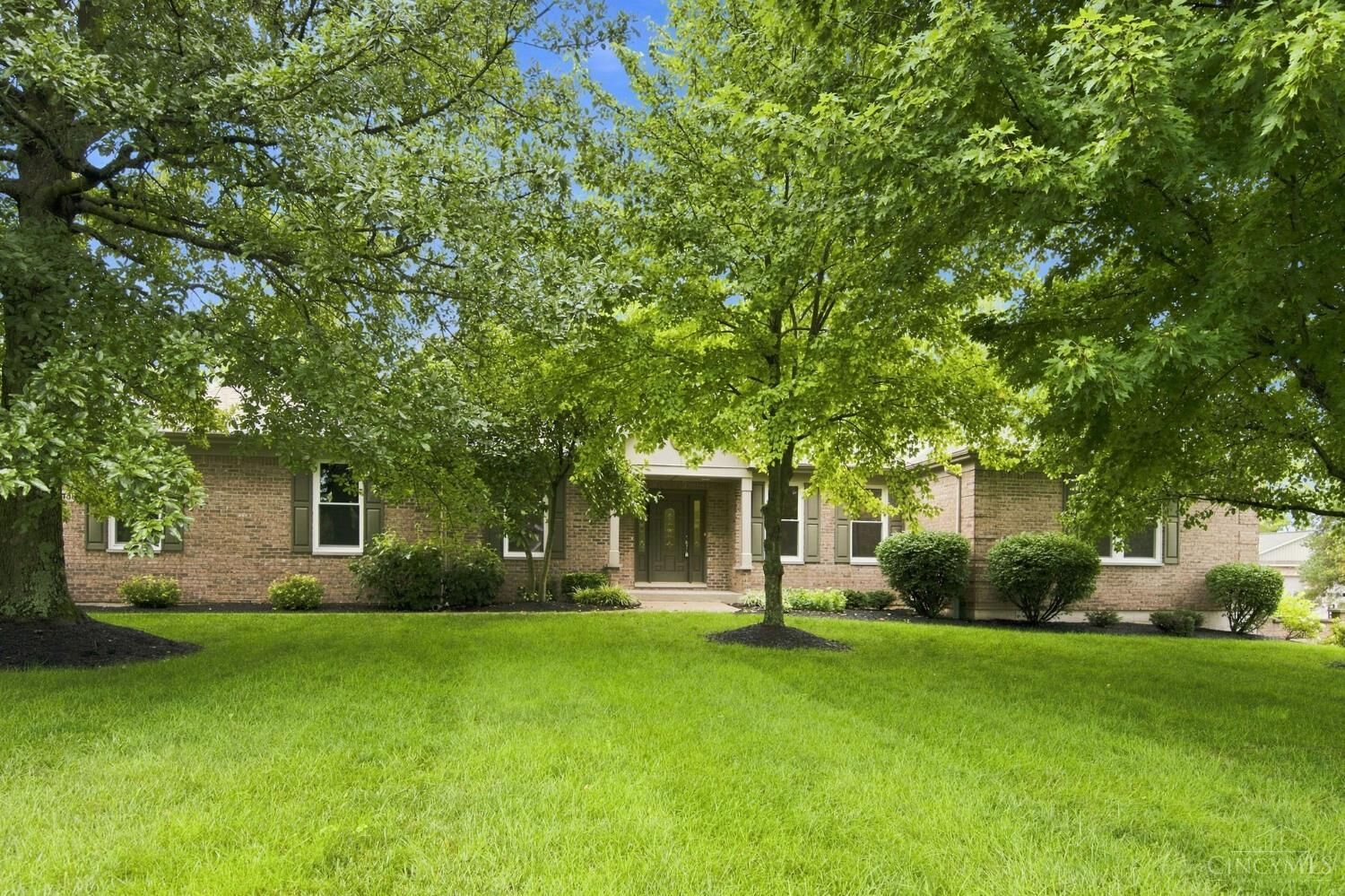 Property Photo: 2338 Point View Court OH 45036
