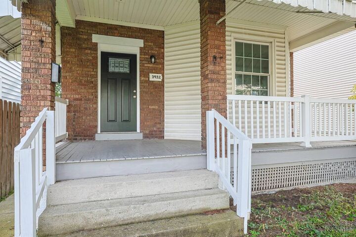 Property Photo: 3932 Grove Avenue OH 45212