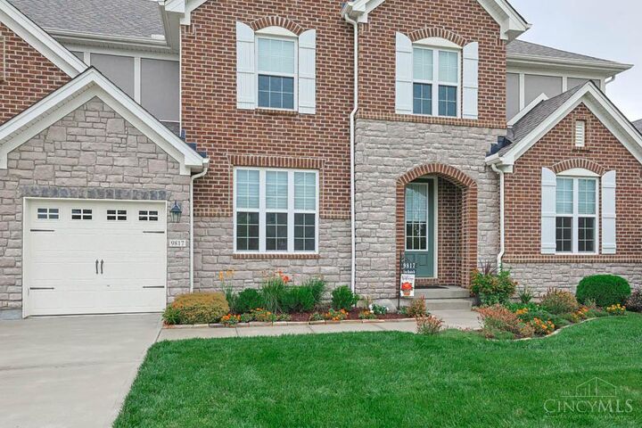 Property Photo:  9817 Cross Meadow Drive  OH 45040 