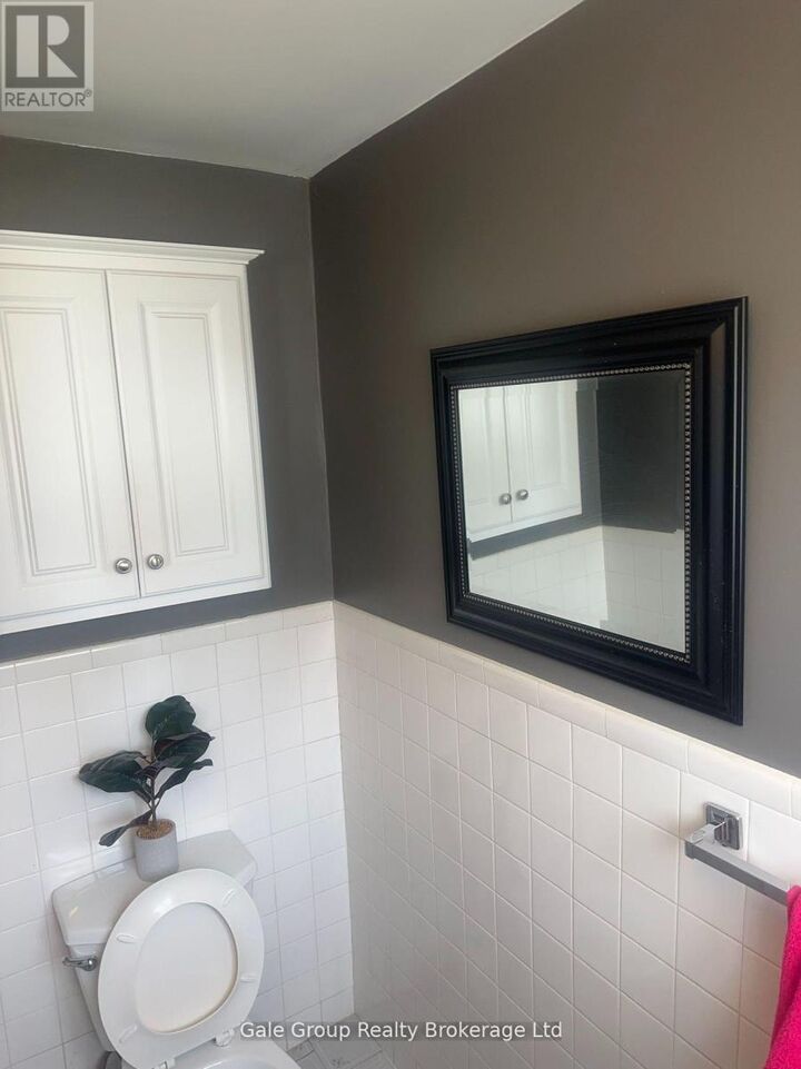 Property Photo:  75 Springbank Avenue North 7  ON N4S 7P7 