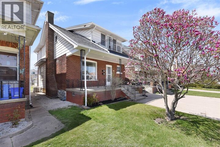 Property Photo: 1069 Marentette Avenue Upper ON N9A 2A4