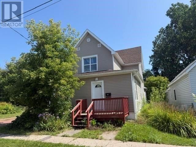 Property Photo:  26 Alberta Ave  ON P6B 2N7 