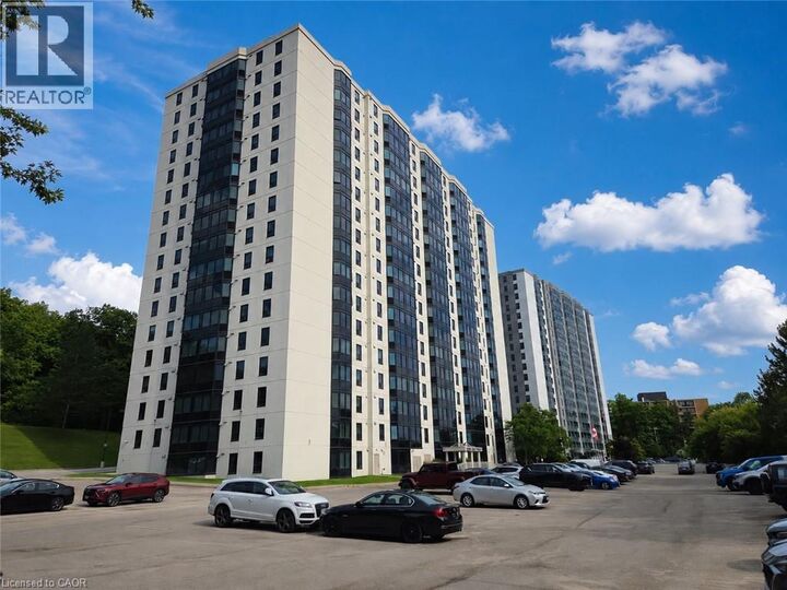 35 Green Valley Drive 1511 — photo 1