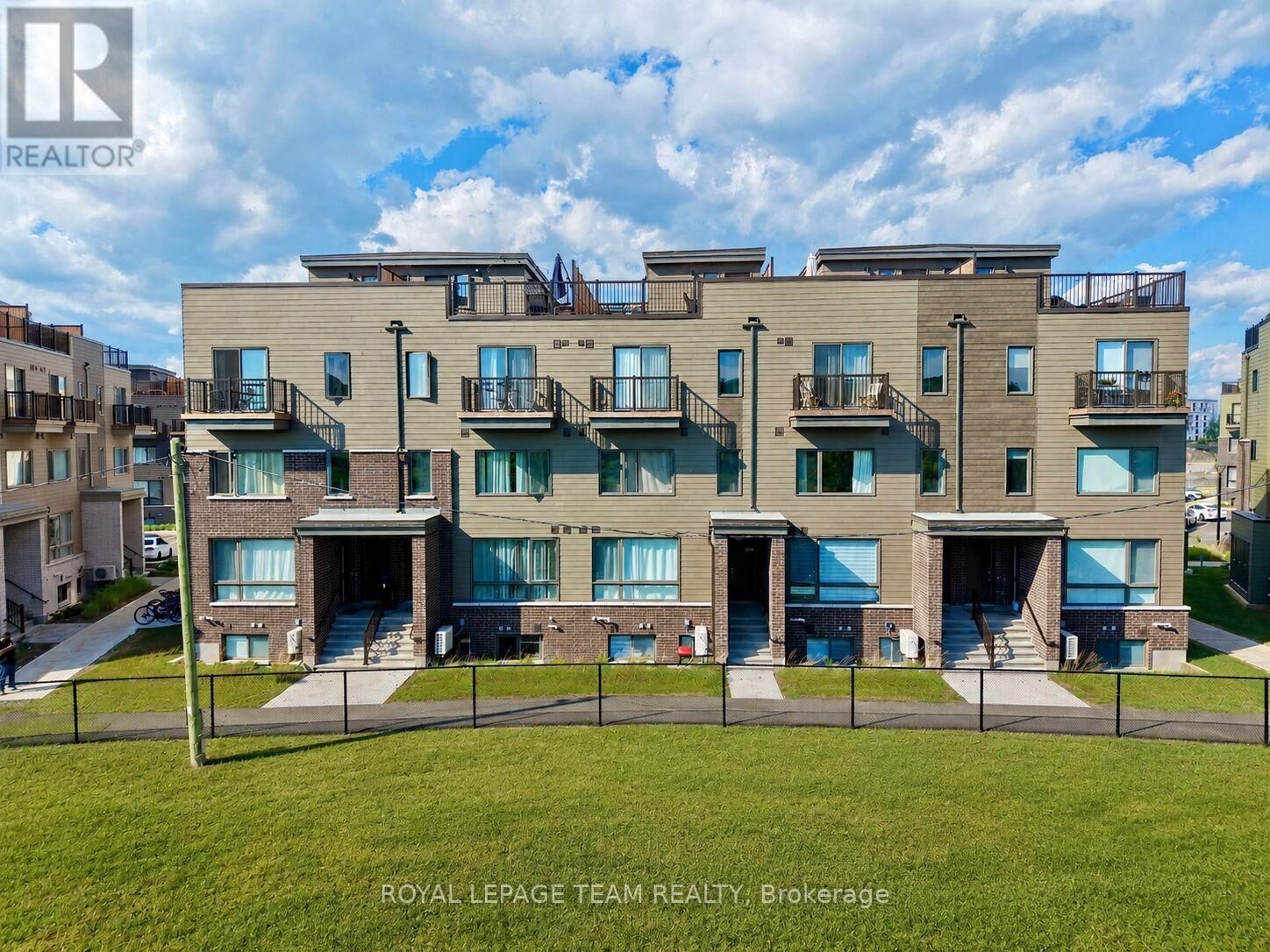 Property Photo:  512 Mishi Private  ON K1K 5C5 