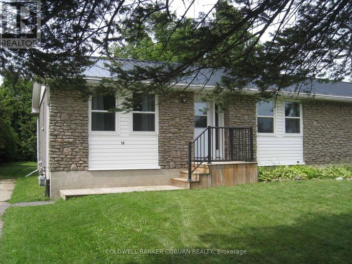 Property Photo:  13 Queen Street  ON K0G 1J0 