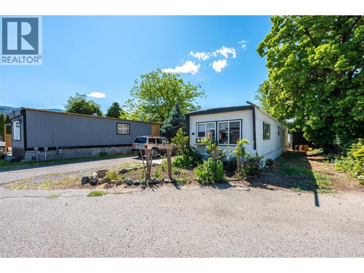 Property Photo: 3999 Skaha Lake Road 21 BC V2A 6J7