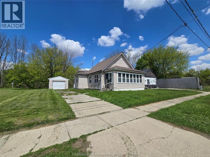 Property Photo:  253 King Street East  ON N7M 3N5 