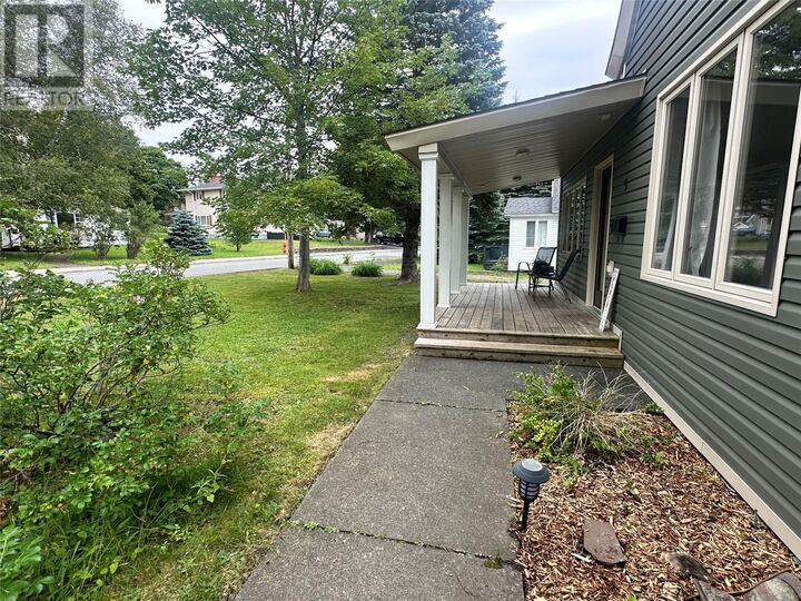 Property Photo:  6 Hill Road  NL A2A 1H1 