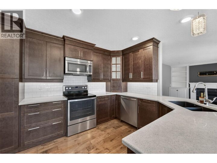 Property Photo:  10717 Cottonwood Crescent  BC V1G 4E4 