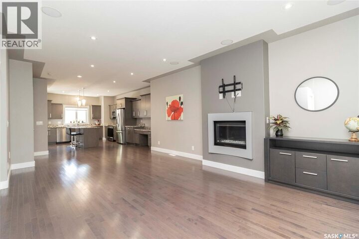 Property Photo: 1413 Cairns Avenue SK S7H 2H3