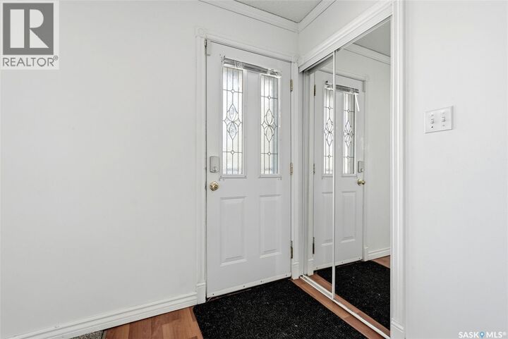 Property Photo:  1410 4th Avenue N  SK S4R 0T1 