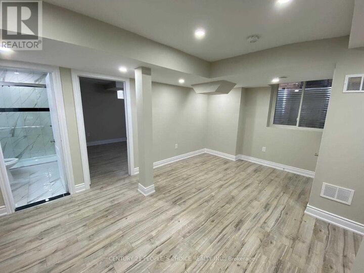Property Photo: 38 Yardley Crescent Bsmt ON L6X 5L7