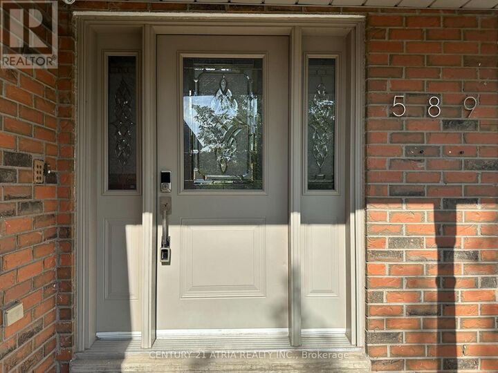 Property Photo: 589 Village Parkway ON L3R 6C1