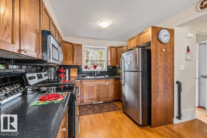 Property Photo:  11436 88 Street NW  AB T5B 3R1 