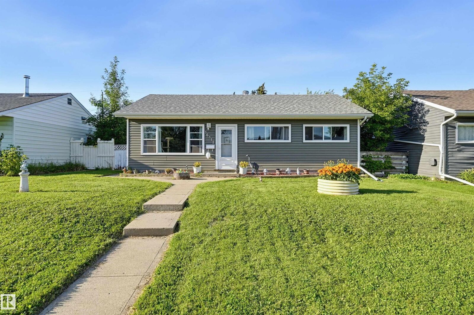 Property Photo: 16112 108 Avenue NW AB T5P 4E4