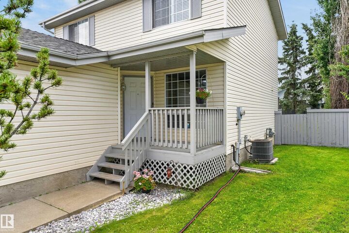 Property Photo:  12724 148 Avenue NW  AB T6V 1C4 