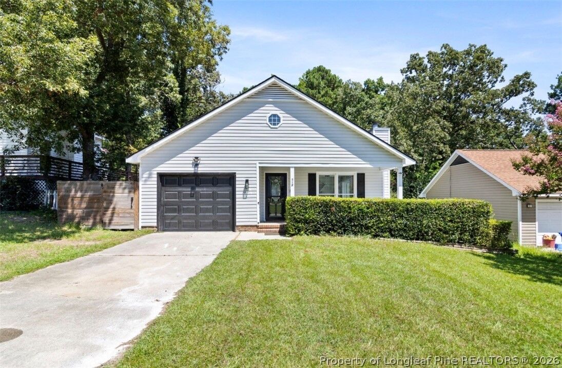 Property Photo:  512 Andover Road  NC 28311 