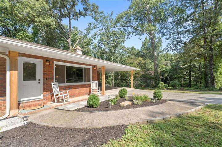 Property Photo: 143 Mountainview Circle GA 30115