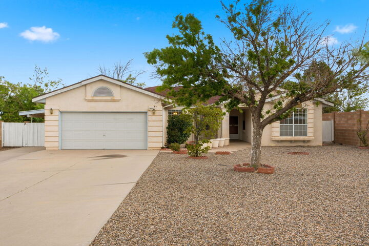 Property Photo: 54 Acadia Court SE NM 87124