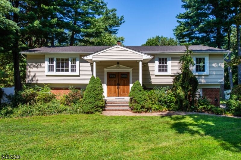 Property Photo:  14 Winding Way  NJ 07054 