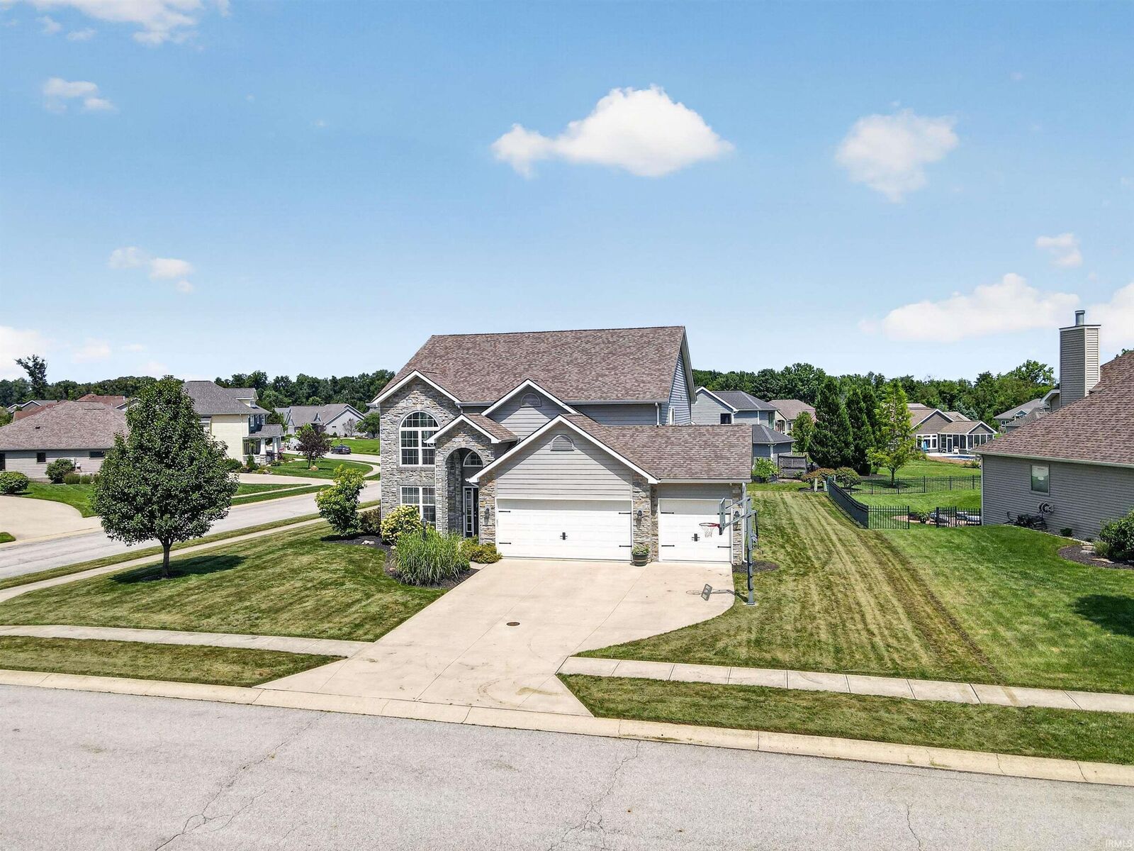 Property Photo: 11128 Arranmore Cove IN 46783-8797