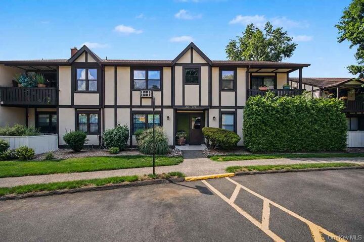 Property Photo:  969 Sierra Vista Lane  NY 10989 