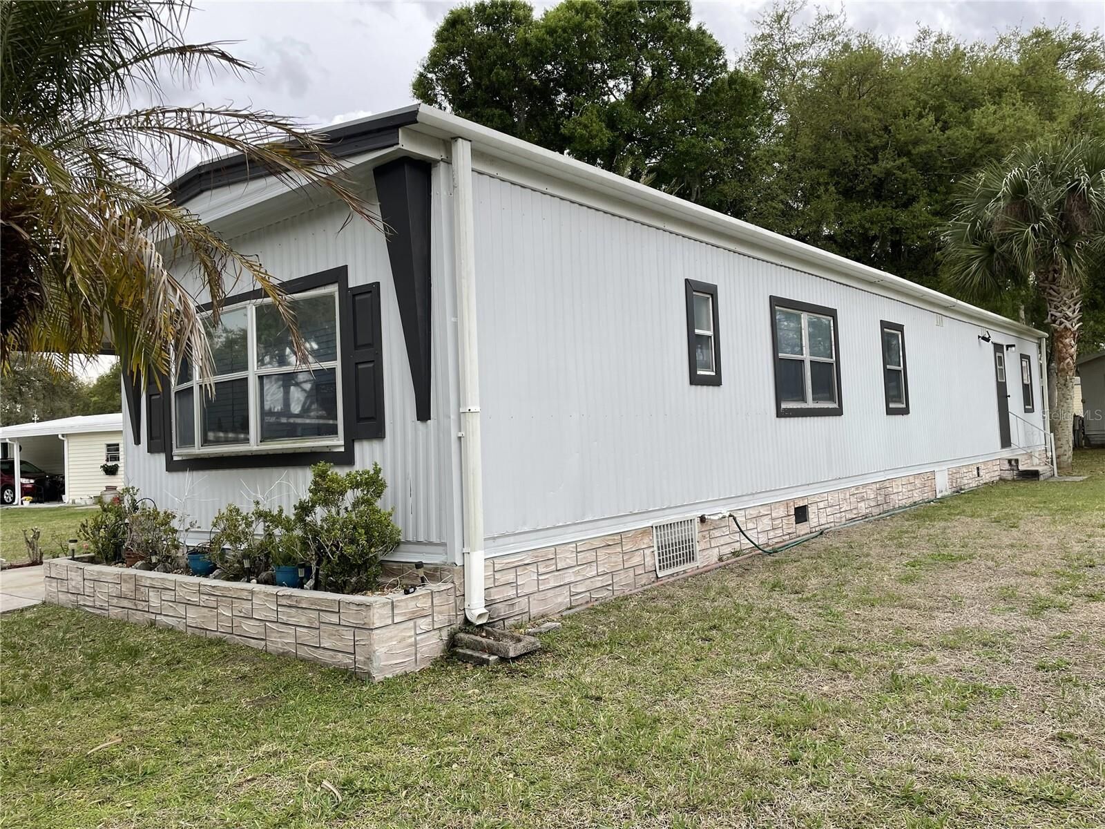 Property Photo: 1020 Laurel Court W FL 32907