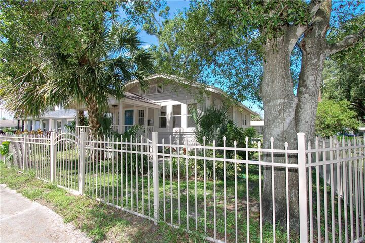 Property Photo:  3810 N Darwin Avenue  FL 33603 