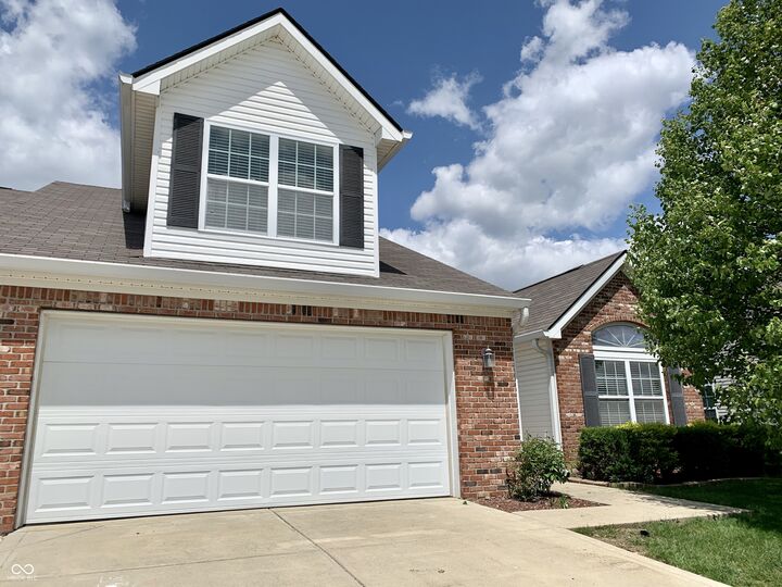 Property Photo:  1350 Hamilton Drive  IN 46143 