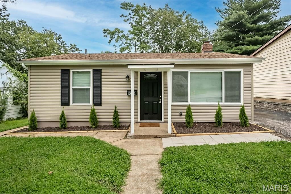 Property Photo: 7706 Genesta Street MO 63123