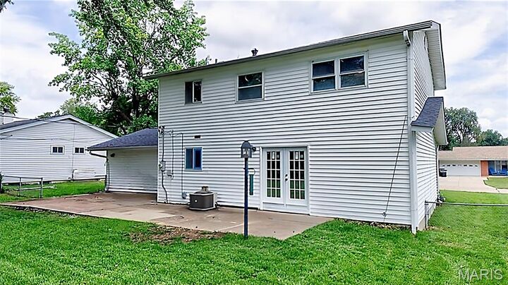 Property Photo:  750 Lamplight Lane  MO 63042 