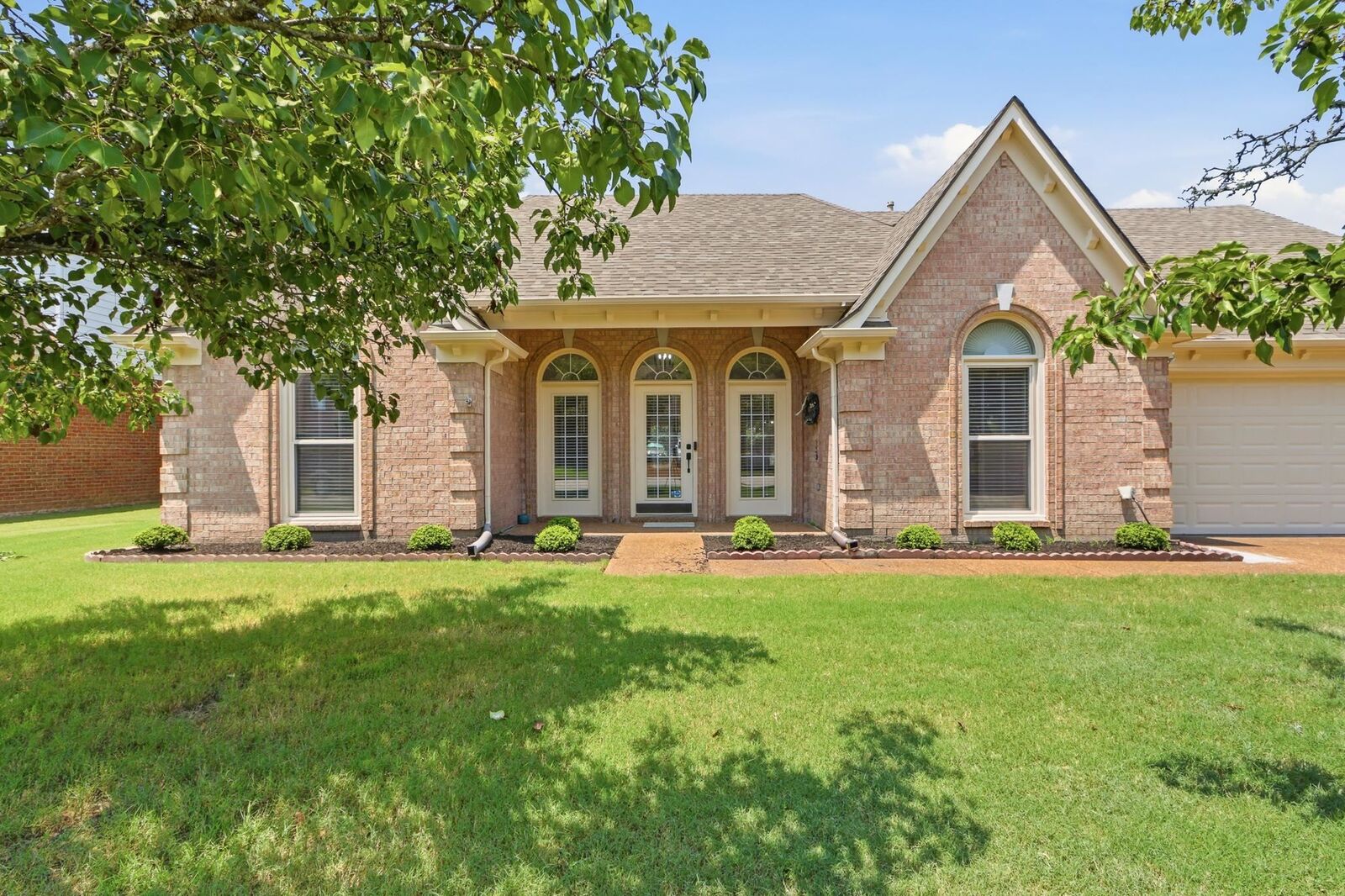 Property Photo: 1325 River Pine Dr TN 38017
