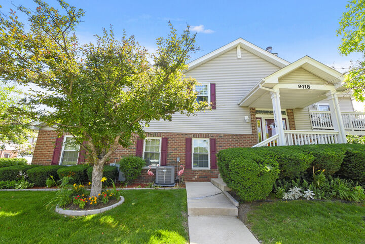 Property Photo: 9418 Albany Court IL 60467