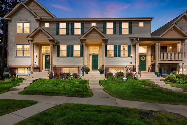 Property Photo:  18619 W Sterling Court  IL 60030 