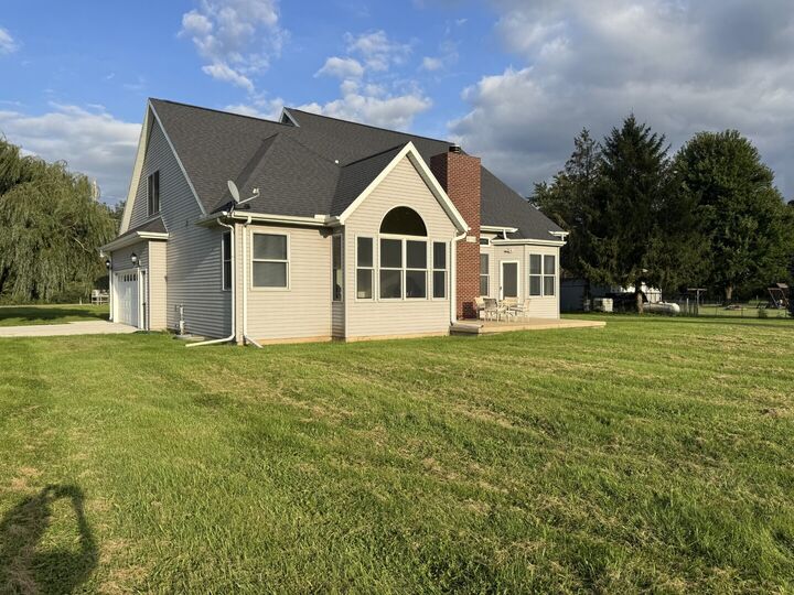 Property Photo: 3039 E 3rd Road IL 61301