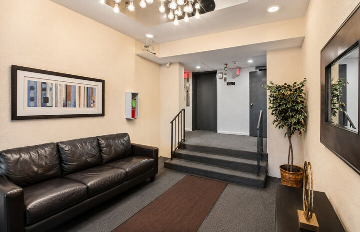 Property Photo:  2005 Valencia Drive 306D  IL 60062 