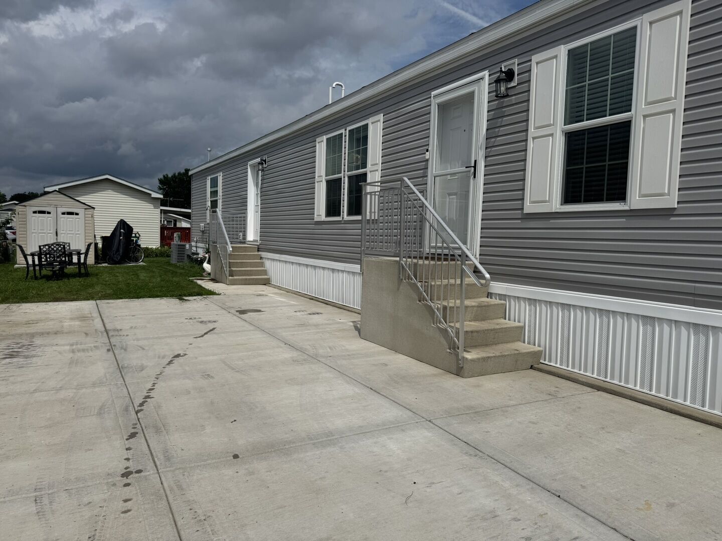 Property Photo: 112 8th Avenue IL 60103