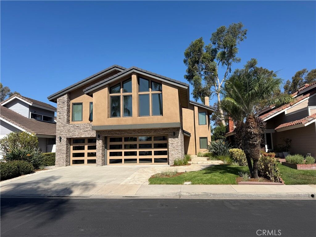Property Photo: 5 Ramada CA 92620