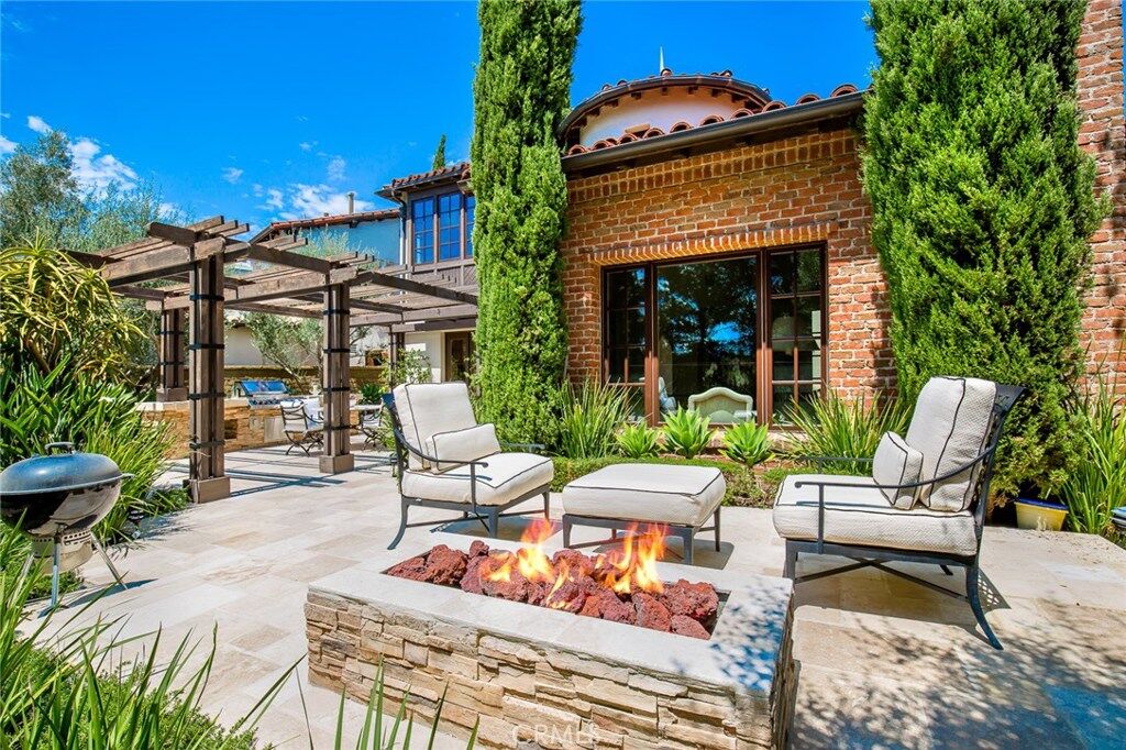 Property Photo: 6 Gentle Breeze CA 92657